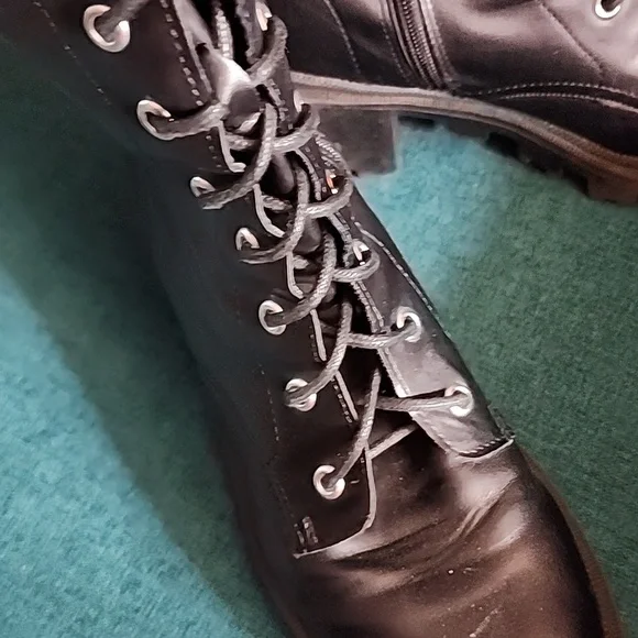 👢 Madden Girl Mid-Calf Black Boots – Women’s Size 7.5 👢 - Picture 3 of 4